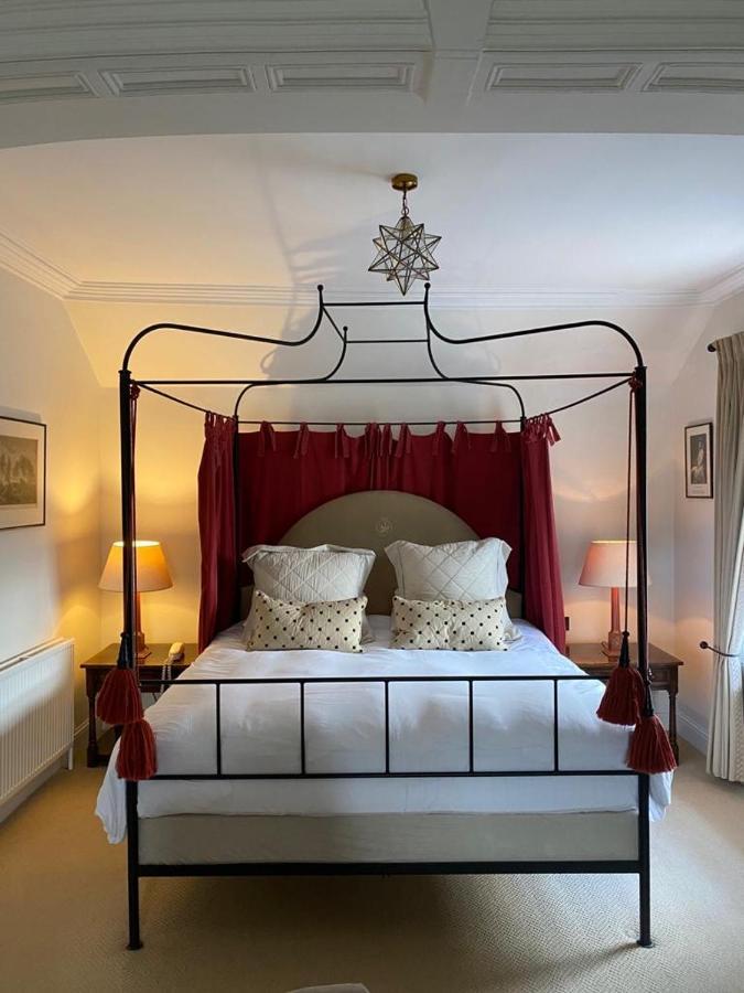The Royal Hotel Comrie Bagian luar foto