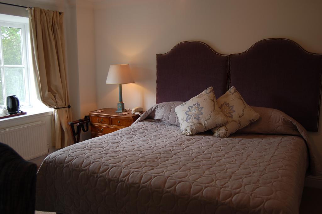 The Royal Hotel Comrie Bagian luar foto
